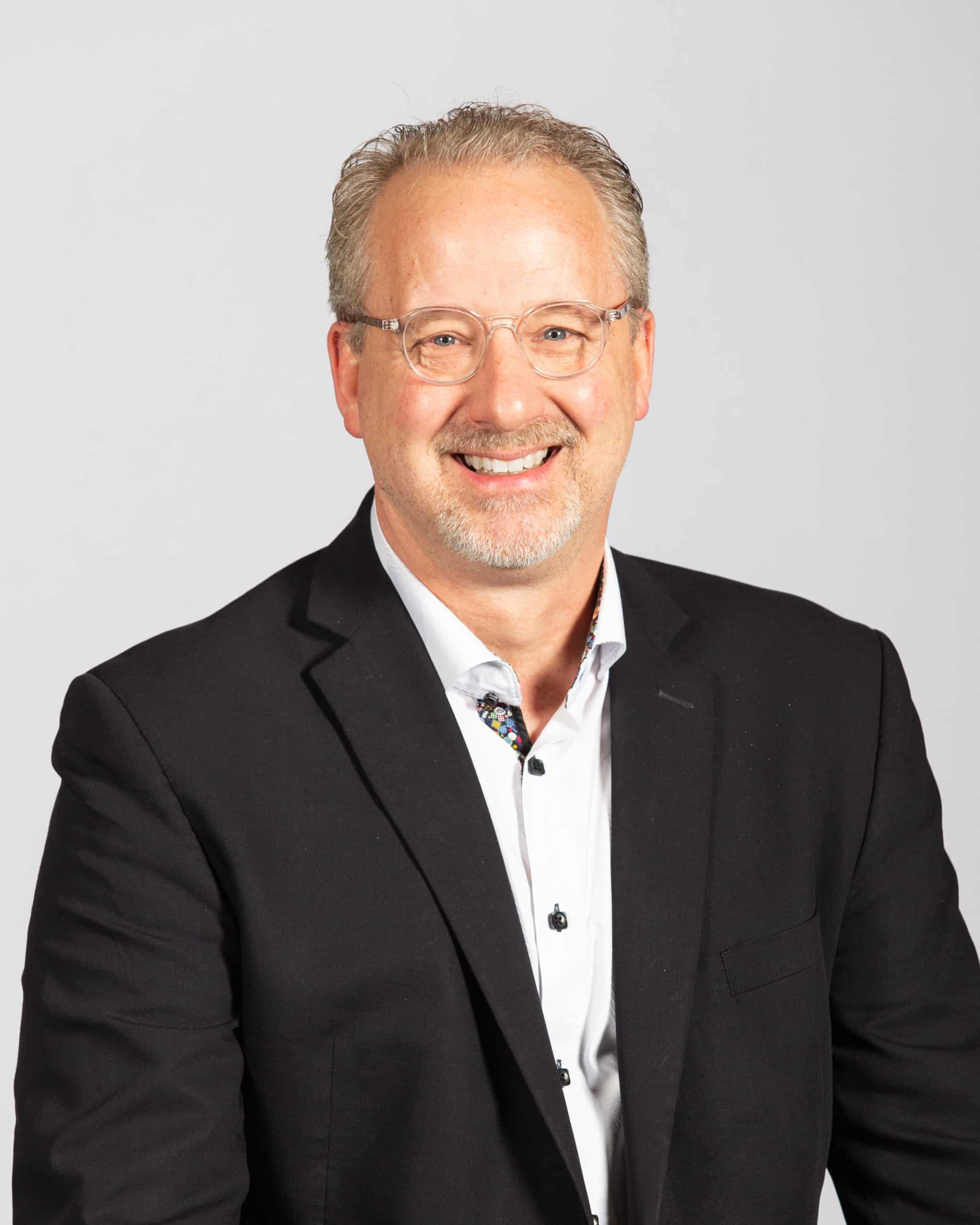 C12 Chair South Carolina Dan Griffin